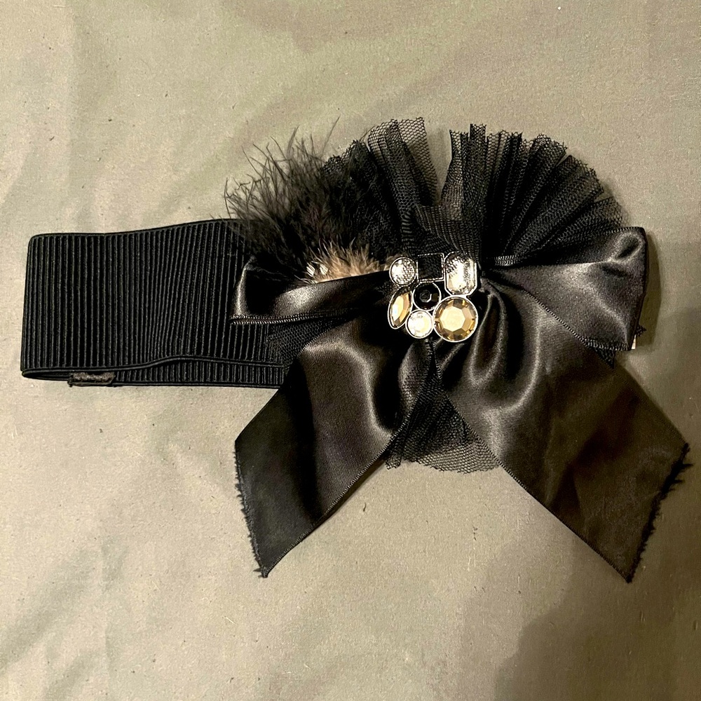 Vintage Express black statement elastic waist belt S/M